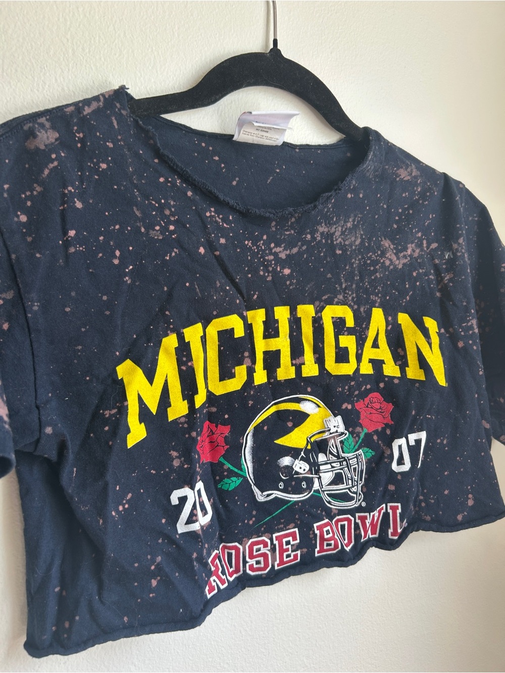 Champion Navy Michigan Rose Bowl Cropped Tee with Yellow Print